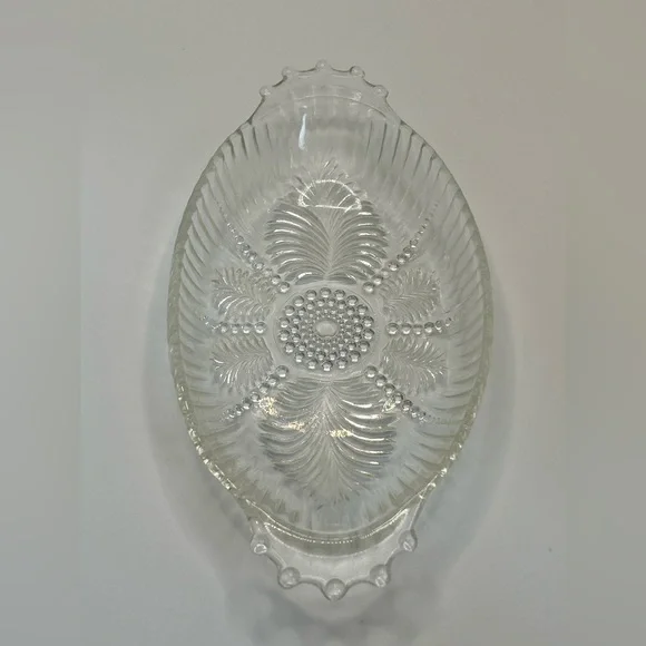 Vintage Anchor Hocking Feather and Pearl Oval Relish Dish - Picture 3 of 5